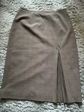 Petite Sophisticate Plaid Skirt w/ Pleat Detail!